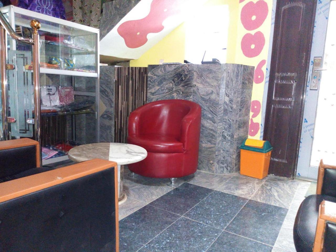 Prince Bella Hotel Ikotun Exterior photo